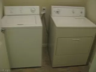 Photo #6: 2397531 Listing