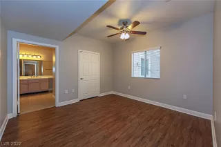 Photo #2: 2397537 Listing