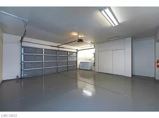 Photo #4: 2397542 Listing 