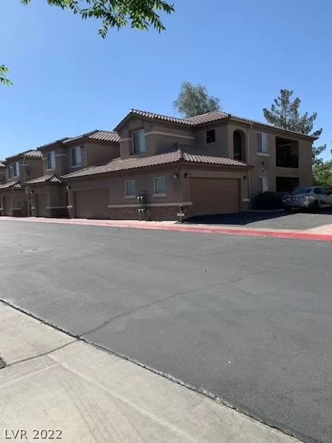 MLS: 2397548 Condo For Sale