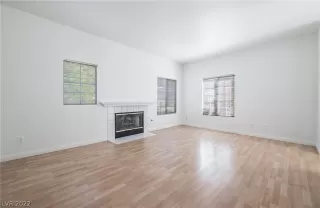 Photo #1: 2397595 Listing 