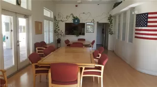 Photo #6: 2397600 Listing 