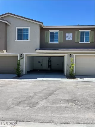 Photo #4: 2397613 Listing 