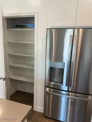 Photo #5: 2397613 Listing 