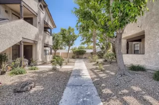 Photo #1: 2397699 Listing