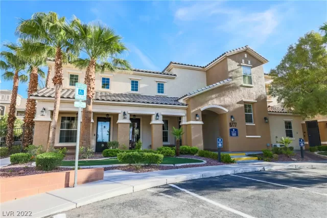 MLS: 2397706 Condo For Sale