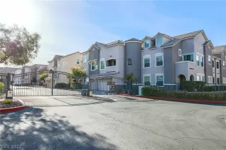 Photo #3: 2397706 Listing 