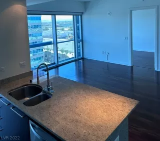 Photo #1: 2397710 Listing 