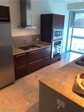 Photo #2: 2397710 Listing 