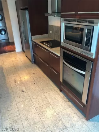 Photo #3: 2397710 Listing 