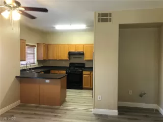 Photo #6: 2397715 Listing 