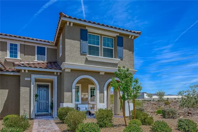 MLS: 2397717 Condo For Sale