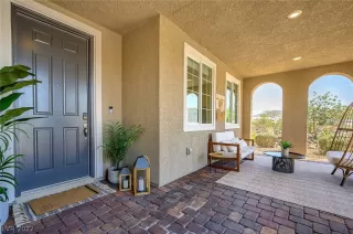 Photo #2: 2397717 Listing