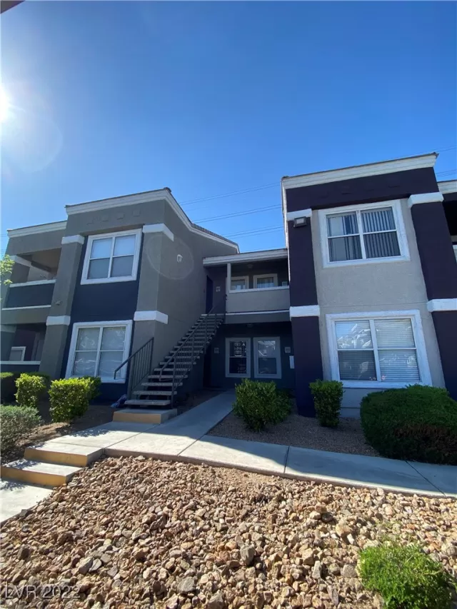 MLS: 2397720 Condo For Sale