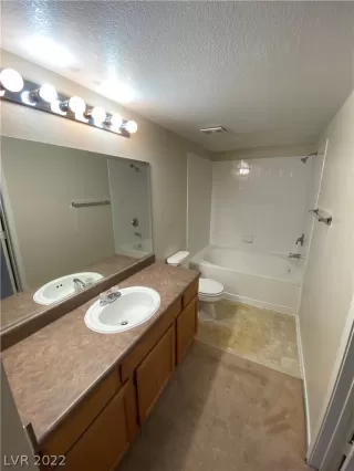 Photo #6: 2397720 Listing 