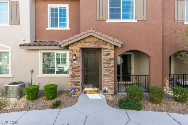 MLS: 2397736 Condo For Sale