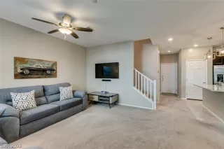 Photo #2: 2397736 Listing