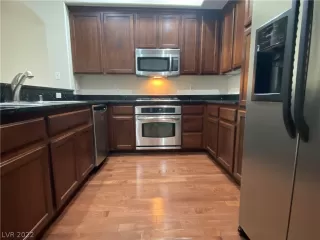 Photo #2: 2397770 Listing 