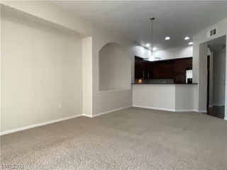 Photo #6: 2397770 Listing 