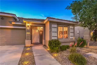 Photo #3: 2397801 Listing