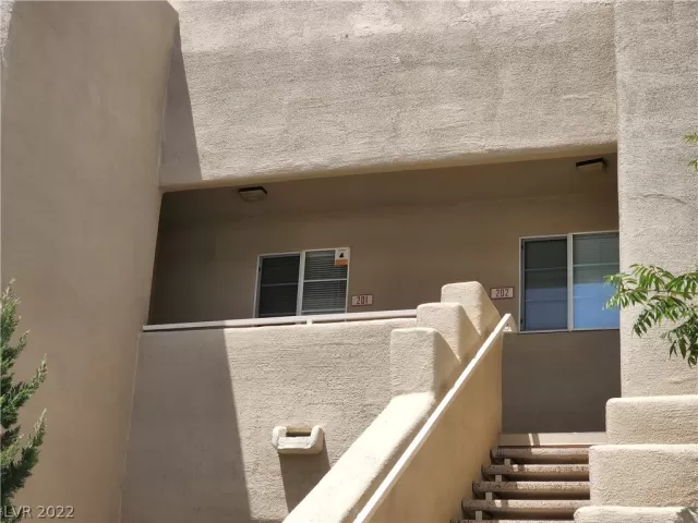 MLS: 2397820 Condo For Sale