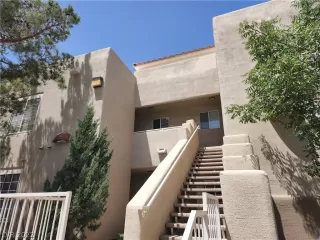 Photo #2: 2397820 Listing