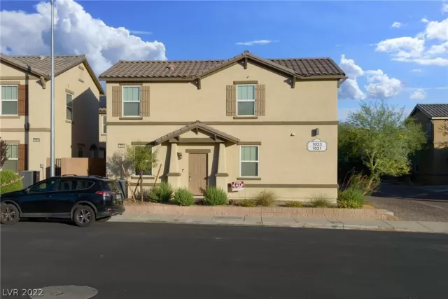 MLS: 2397834 Condo For Sale