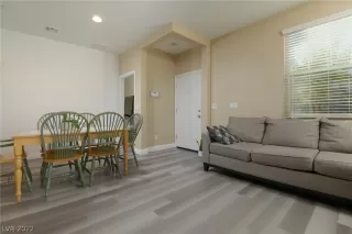 Photo #4: 2397834 Listing 