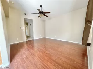 Photo #4: 2397876 Listing 