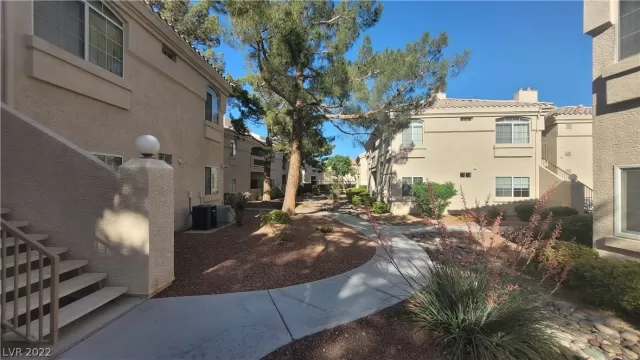 MLS: 2397889 Condo For Sale