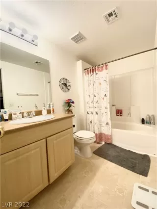 Photo #5: 2397915 Listing 