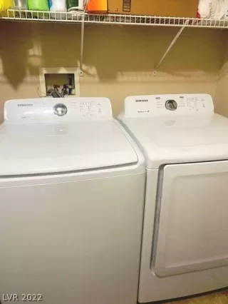 Photo #6: 2397933 Listing 