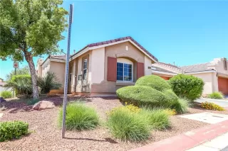 Photo #1: 2397940 Listing 