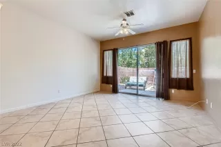 Photo #3: 2397942 Listing