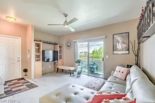 Photo #2: 2397954 Listing