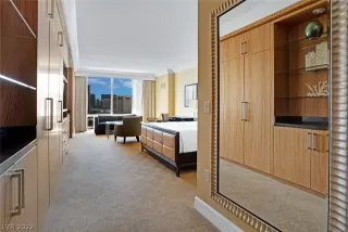 Photo #5: 2397957 Listing