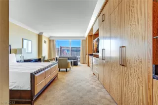 Photo #5: 2397971 Listing