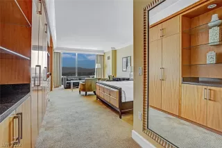 Photo #4: 2397981 Listing