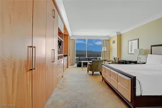 Photo #6: 2397981 Listing