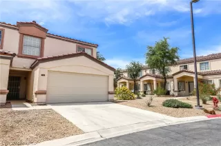 Photo #1: 2397997 Listing