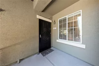 Photo #1: 2398006 Listing