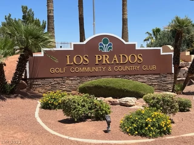 MLS: 2398012 Condo For Sale