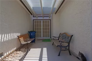 Photo #5: 2398012 Listing