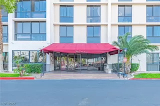 Photo #1: 2398120 Listing 