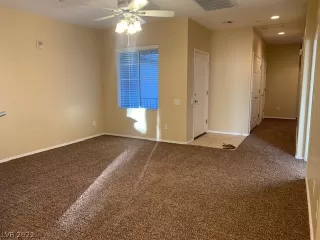 Photo #2: 2398121 Listing 