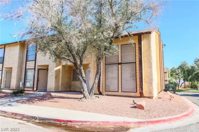 MLS: 2398133 Condo For Sale