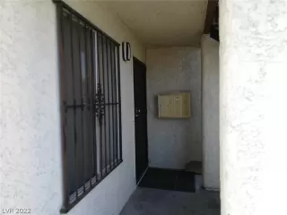 Photo #5: 2398168 Listing 