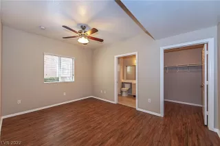 Photo #3: 2398175 Listing