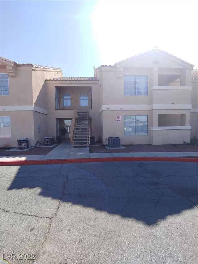 MLS: 2398183 Condo For Sale