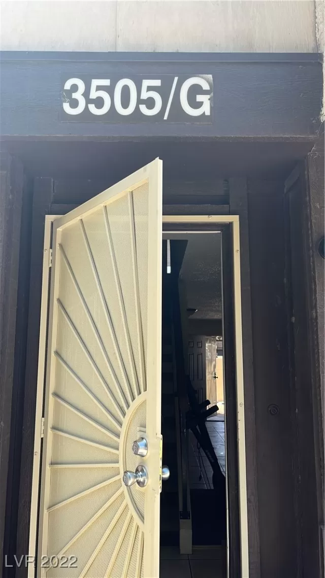 MLS: 2398197 Condo For Sale